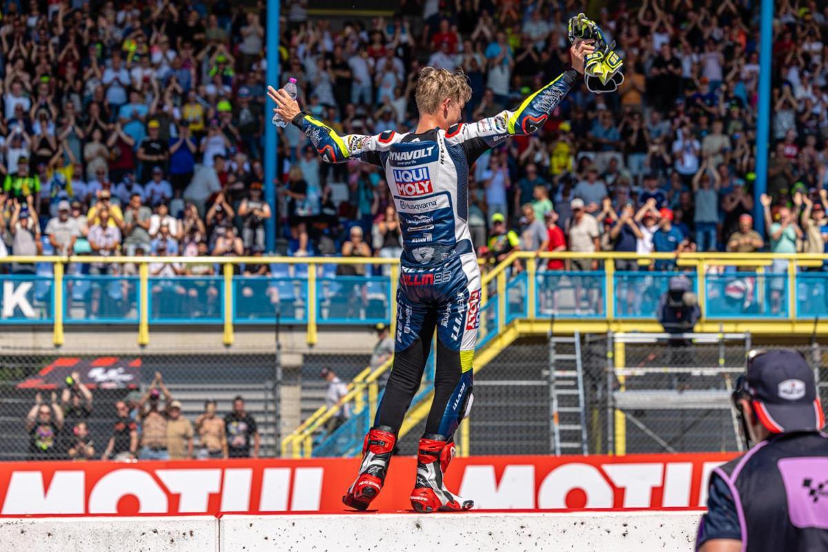 100 Jaar Tt Circuit Assen 2025 Glamping Incl Stroom Extérieur photo
