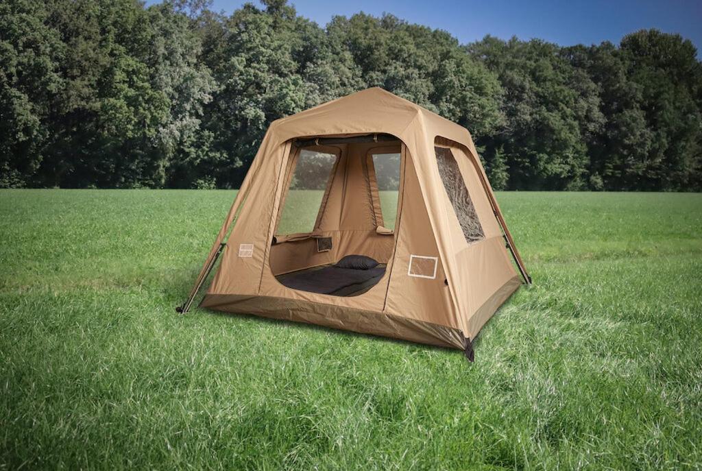 100 Jaar Tt Circuit Assen 2025 Glamping Incl Stroom Extérieur photo
